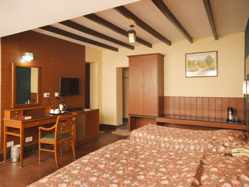Hotel Atithi Gauháti Kültér fotó