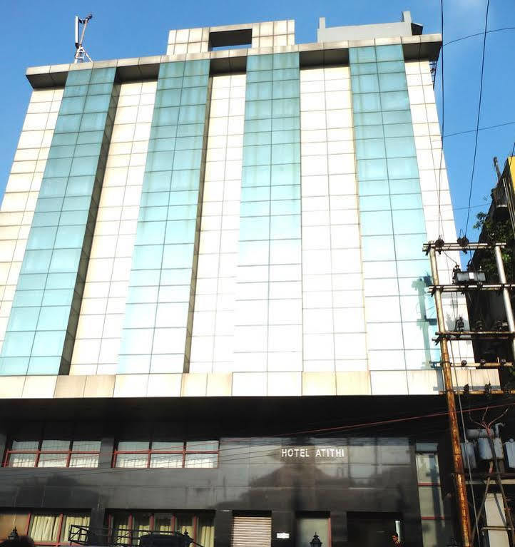 Hotel Atithi Gauháti Kültér fotó